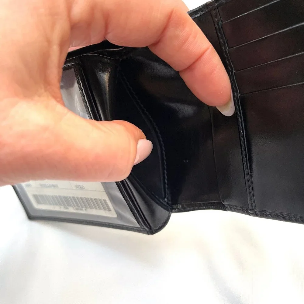 Auc Prada Black Pat Leather Three Fold ID Wallet Vintage